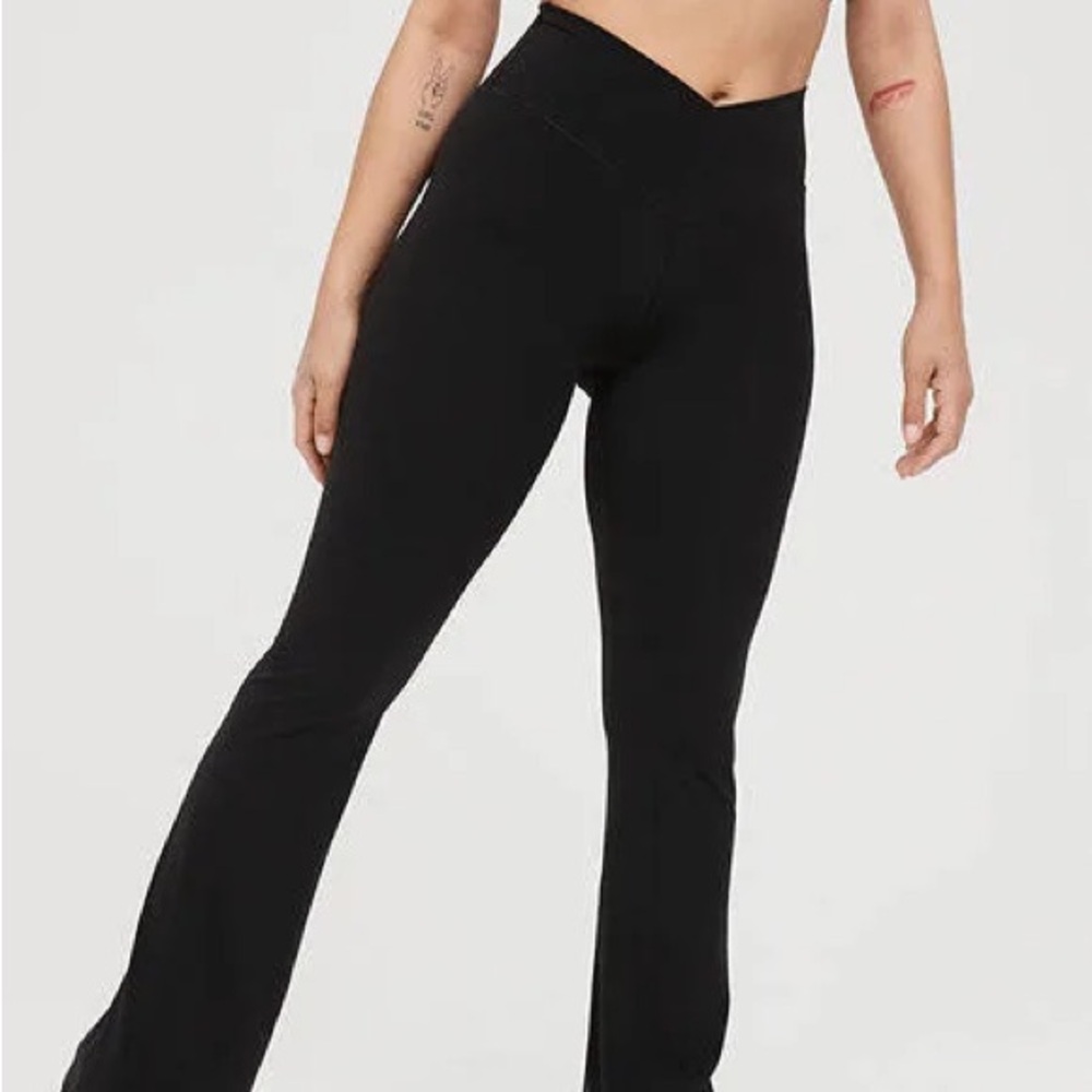 NWT Aerie Crossover Flare Leggings